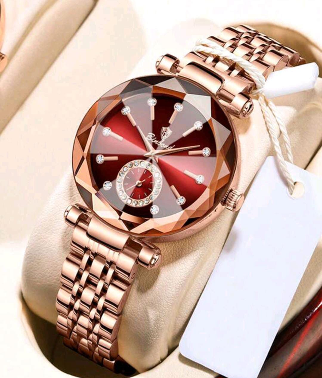 Montre et Alliance en acier inoxydable pour femmes et hommes.